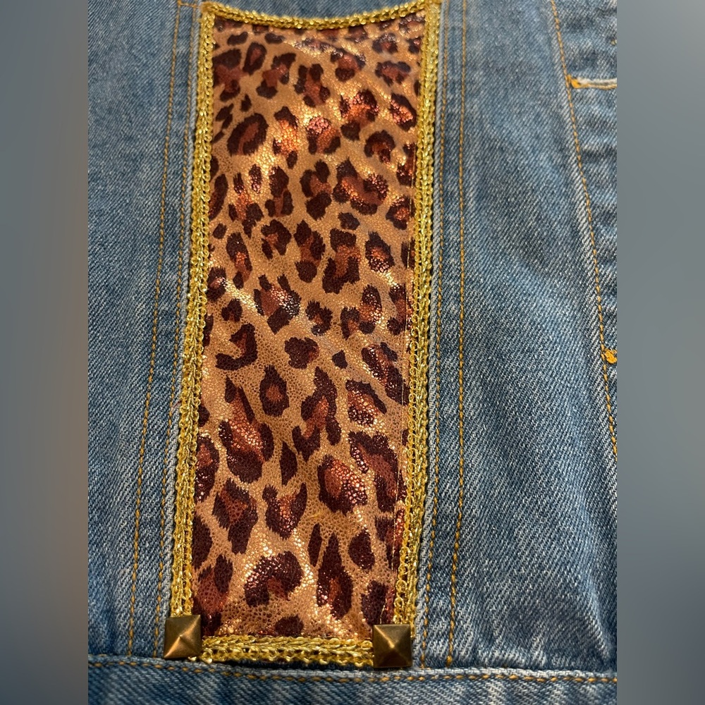 Denim Vest Upcycled Hand Embellished Leopard Print Size Medium - Picture 4 of 6